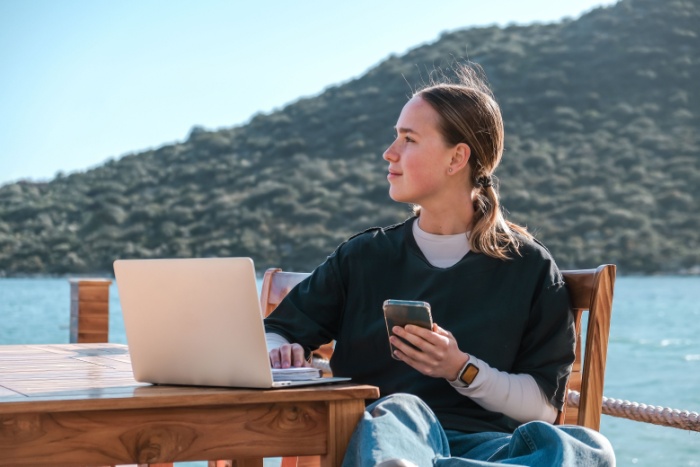 digital nomad